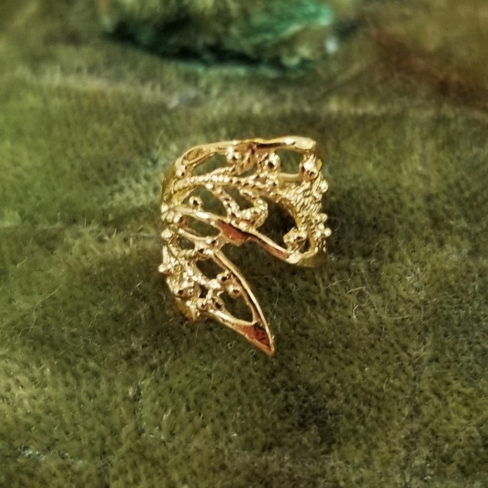{nwot} 14k Gold Vermeil Butterfly Wing Ear Cuff 🦋